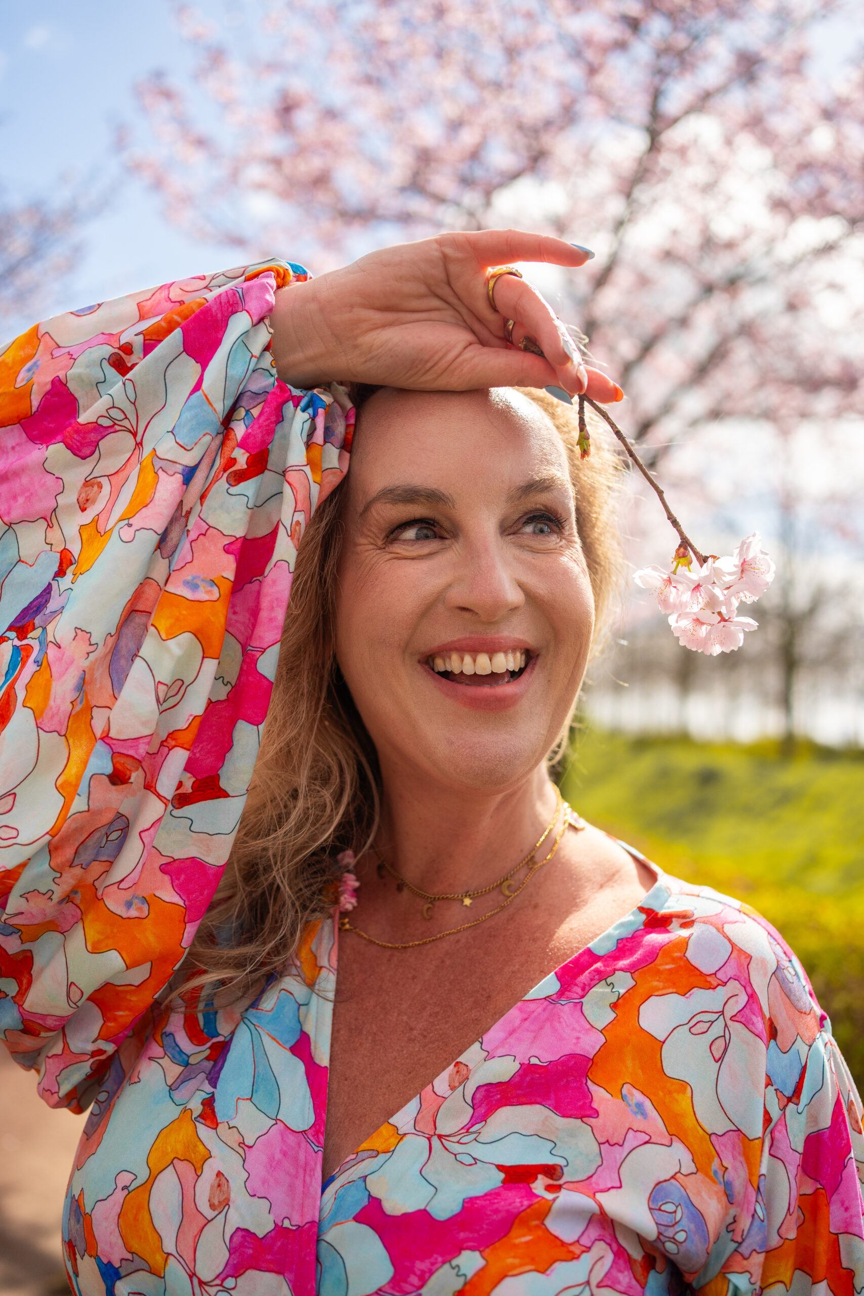 #moederschap, #mentalegezondheid, #emotioneleuitputting, #overbelasting, #zelfzorg, #grenzenstellen, #zelfcompassie, #moederkracht, #uitgeputtemoeder, #vrouwenzorg, #coachingvoormoeders, #therapie, #heling, #persoonlijkeontwikkeling, #bewustmoederschap, #geenrozewolk, #postpartum, #innerlijkherstel, #vrouwelijkleiderschap, #traumaheling, #zelfrespect, #emotioneelwelzijn, #moederenik, #moederleven, #hoogsensitief, #draagkracht, #vrouwenzelfzorg, #herstel, #zachtheid